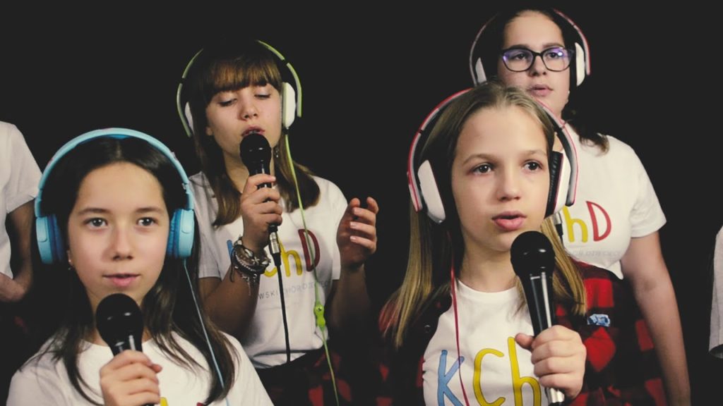 Wystarczy słowo - Krakowski Chór Dziecięcy feat. Dawid Litwiński